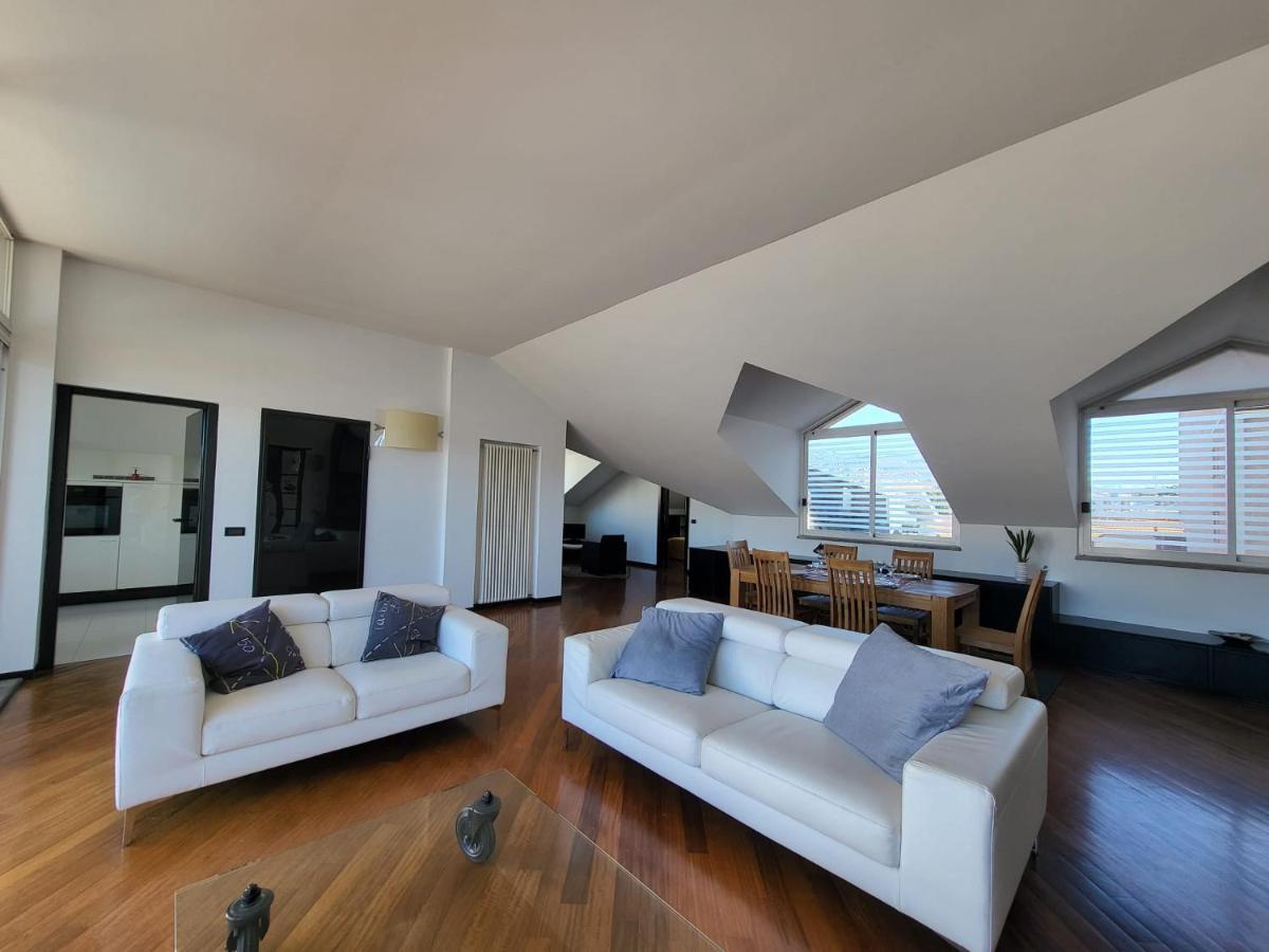 Attico Dei Castelli Appartement Verbania Buitenkant foto