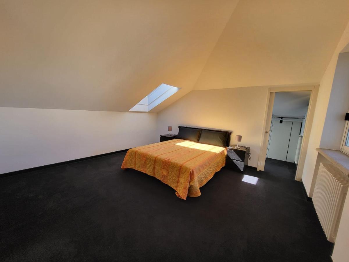 Attico Dei Castelli Appartement Verbania Buitenkant foto