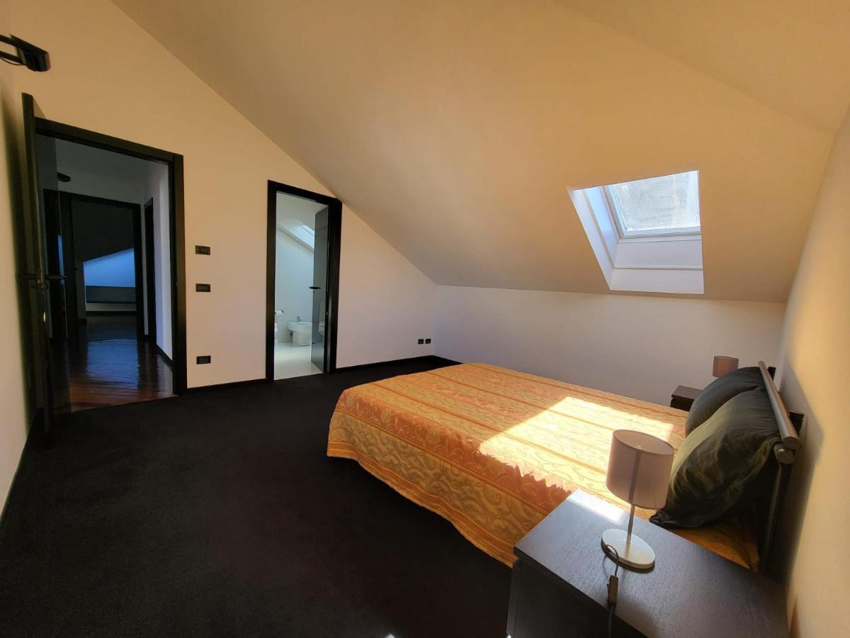 Attico Dei Castelli Appartement Verbania Buitenkant foto